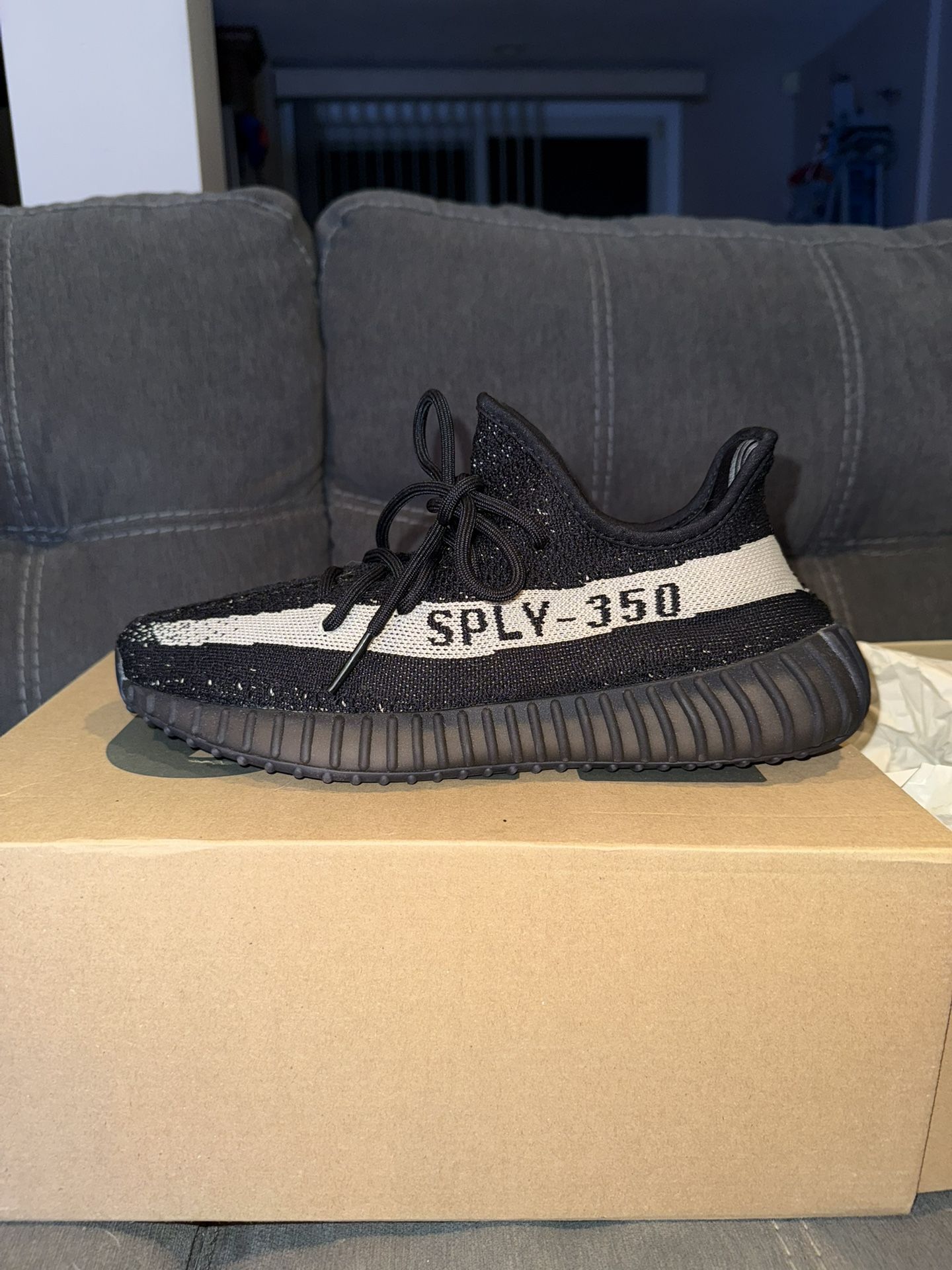 Yeezy Boost 350 V2 Cblack/Cwhite