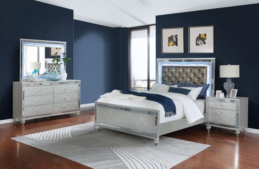 NEW 4-PIECE QUEEN BEDROOM SET SILVER METALLIC- FINANCE AVAILABLE