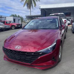 Hyundai elantra 2021