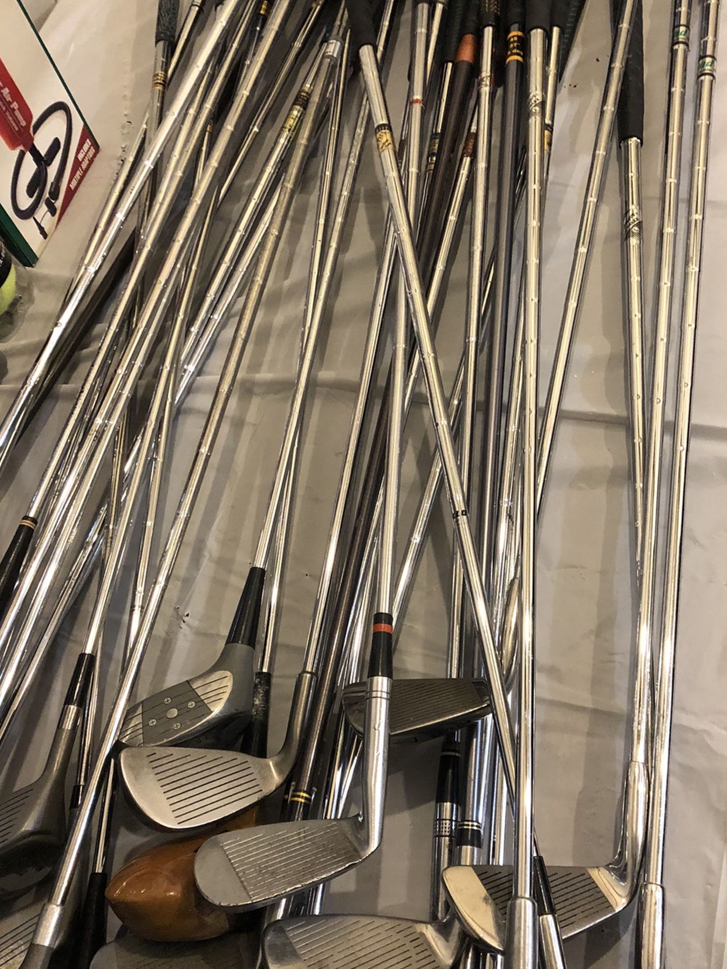 Golf Clubs 33 Of Them