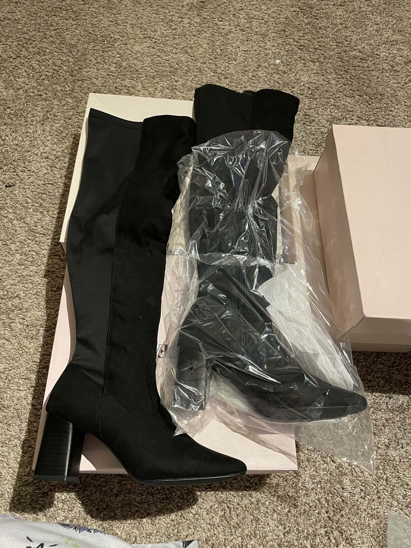 Black Women Knee Boot 