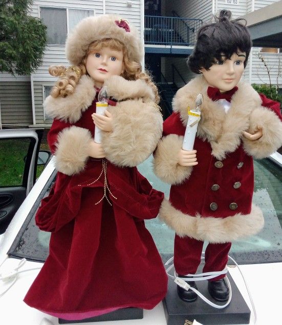 2 Plug In Xmas Dolls (2ft)