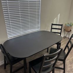 Dinning Table And Chairs 