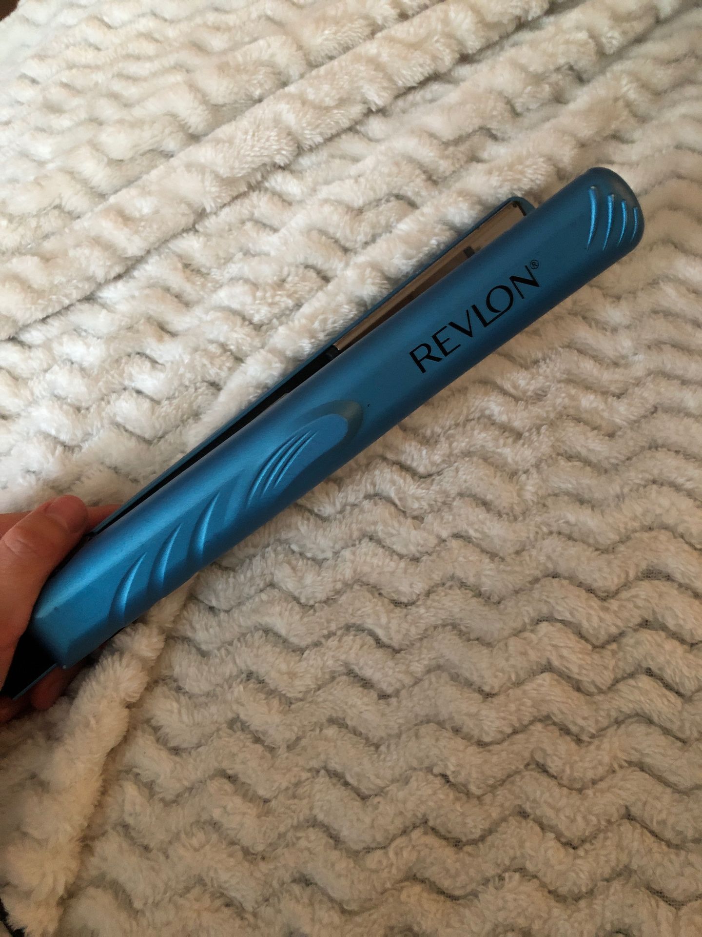 Revlon hair straightener