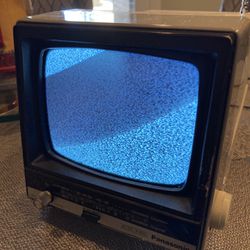 Panasonic portable tv (analogue not digital)(1986)