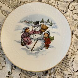 A Child’s Christmas Avon Plate 1986