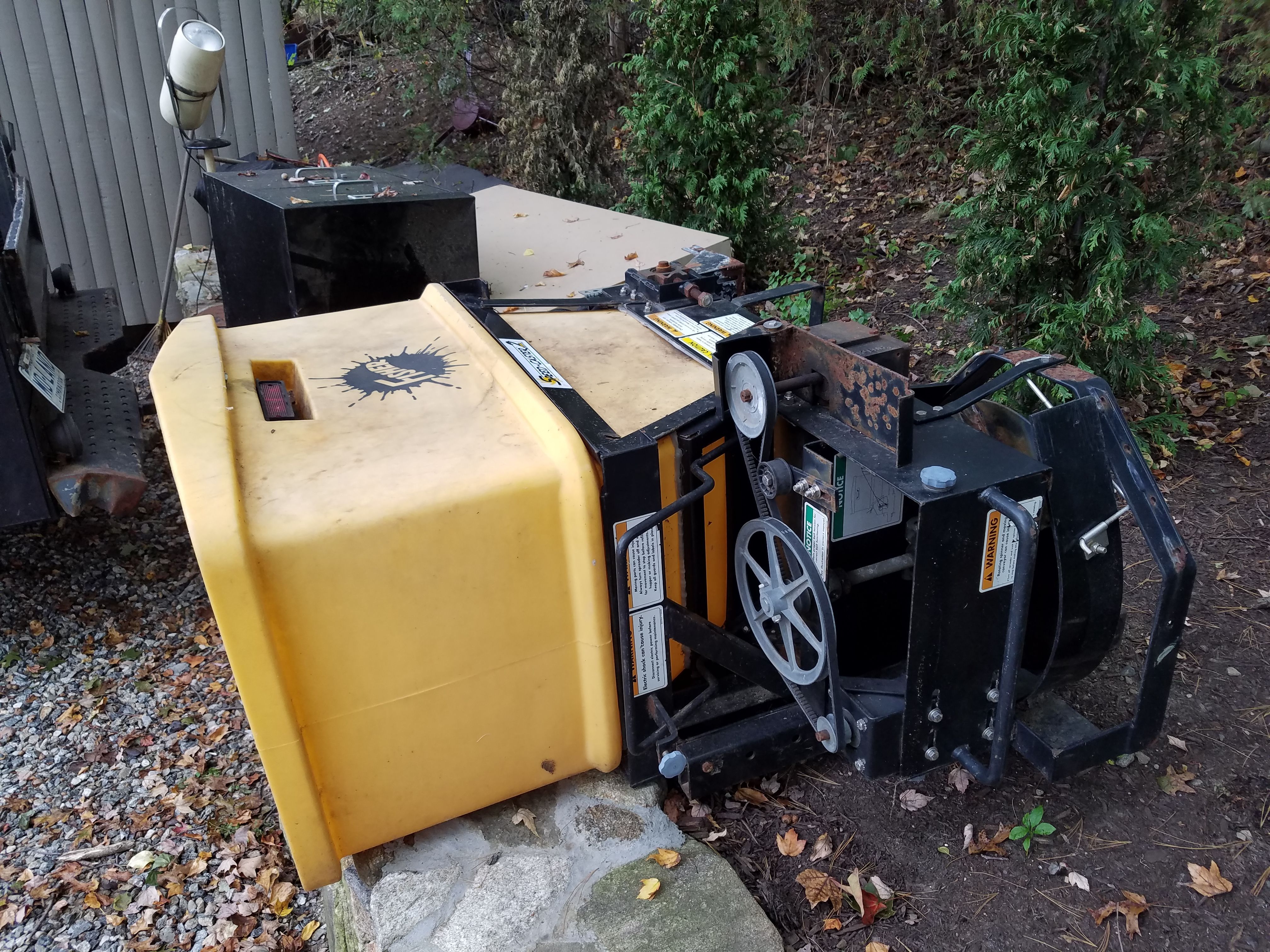 Fisher speed Caster 2 tailgate sander hardly used excellent condition have all controls