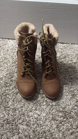 Fur boots 