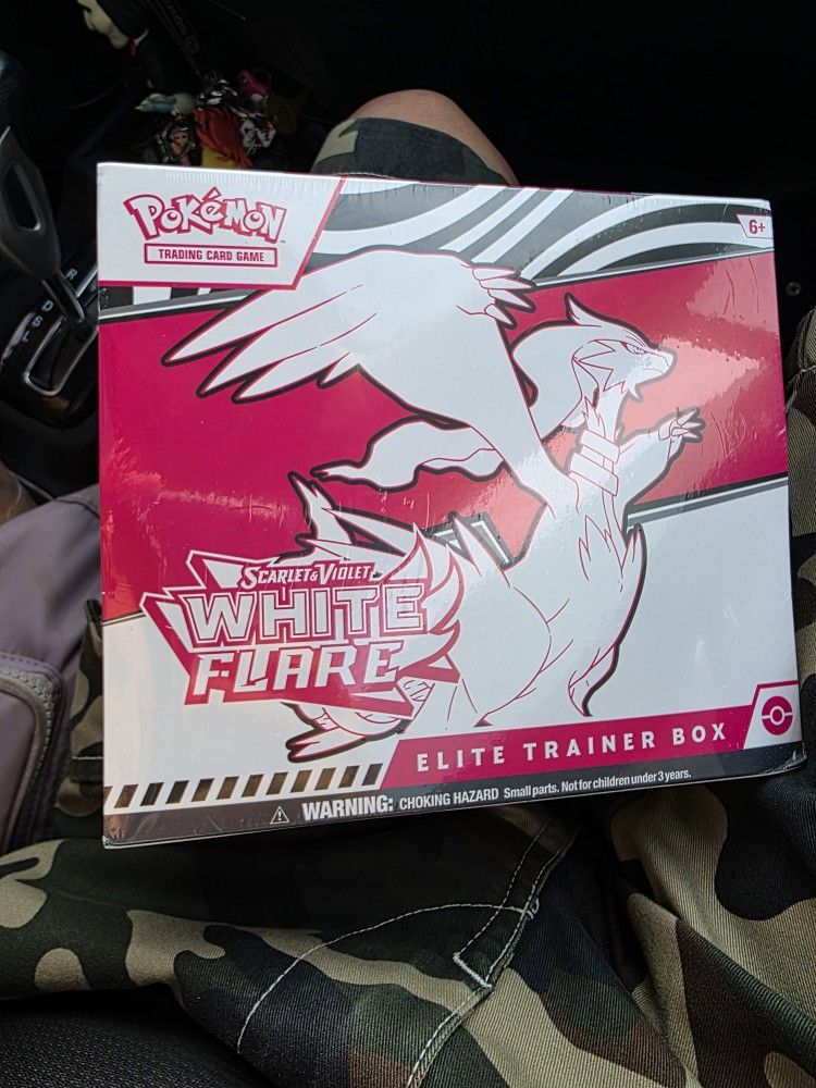 Pokemon ETB White Flare