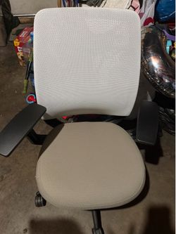 Steelcase Series 1