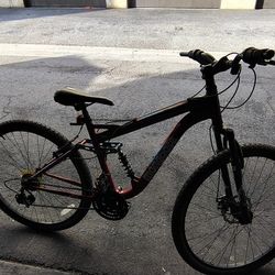 Mongoose Ledge 2.5 Aluminum Full Suspension mountain bike