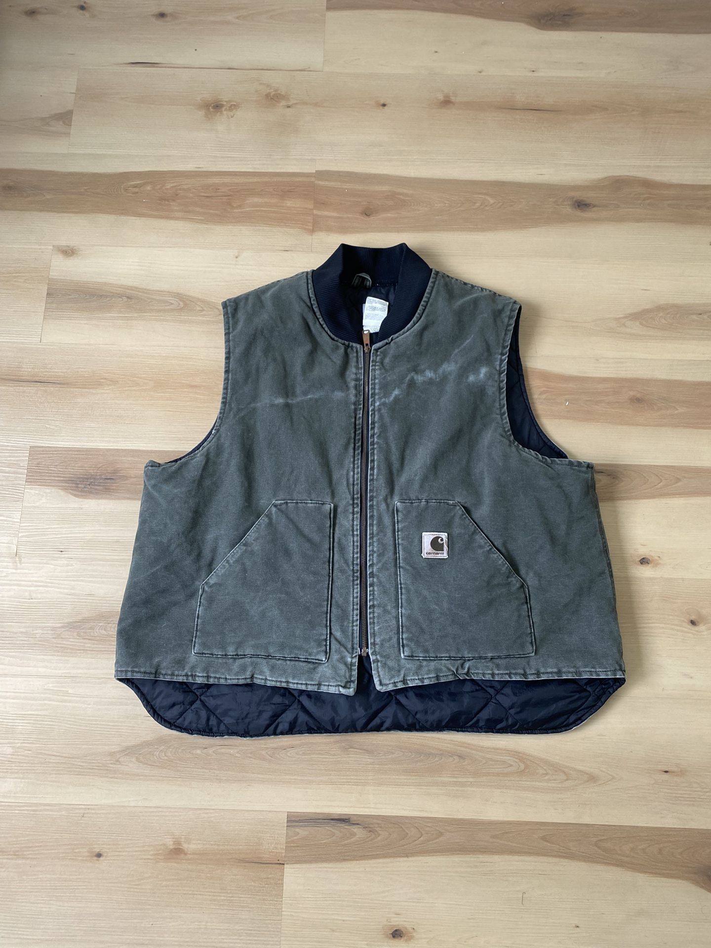 Vintage 2000’s Made In USA Distressed Carhartt Quilted Vest