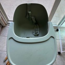 Lalo highchair 3-1 Booster Seat As Well