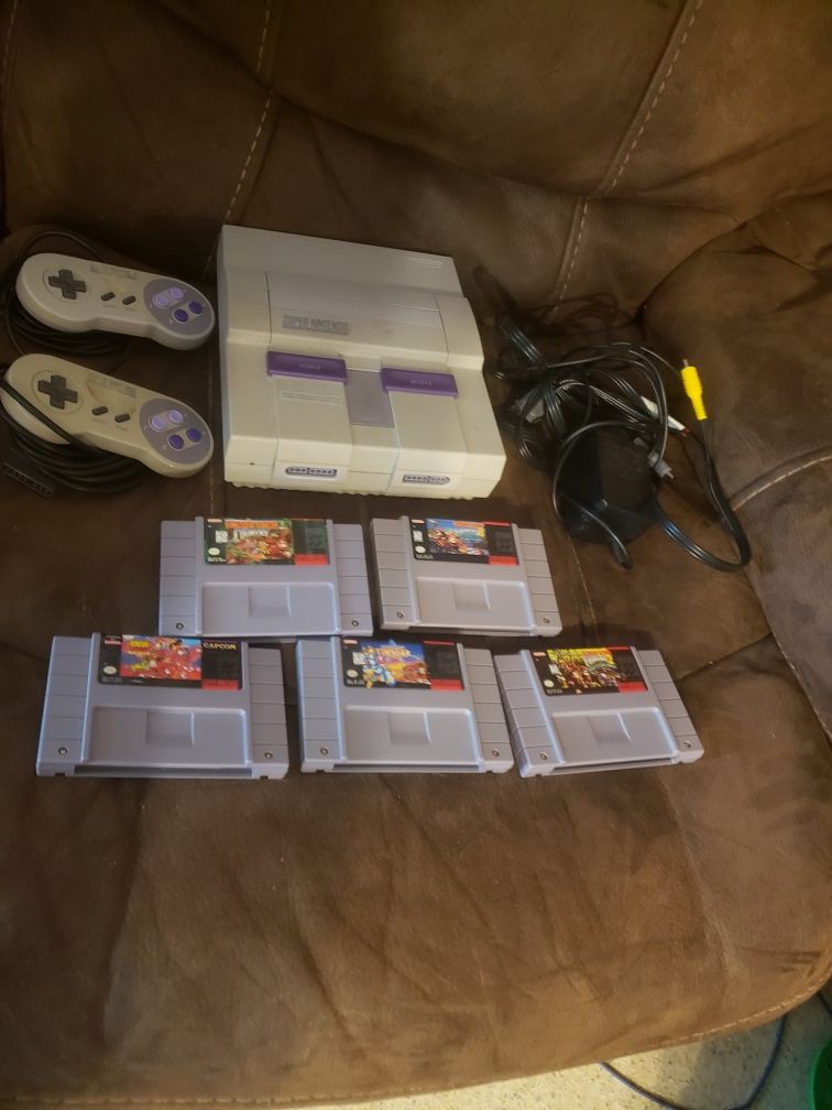 Super Nintendo with 5 games