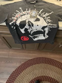 Hellstar crown skull shirt