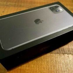 Apple iPhone 11 Pro Max - 256GB - Space Gray (Unlocked)

