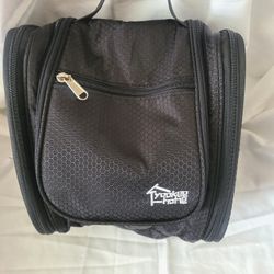 Yookee Home  toiletry bag 