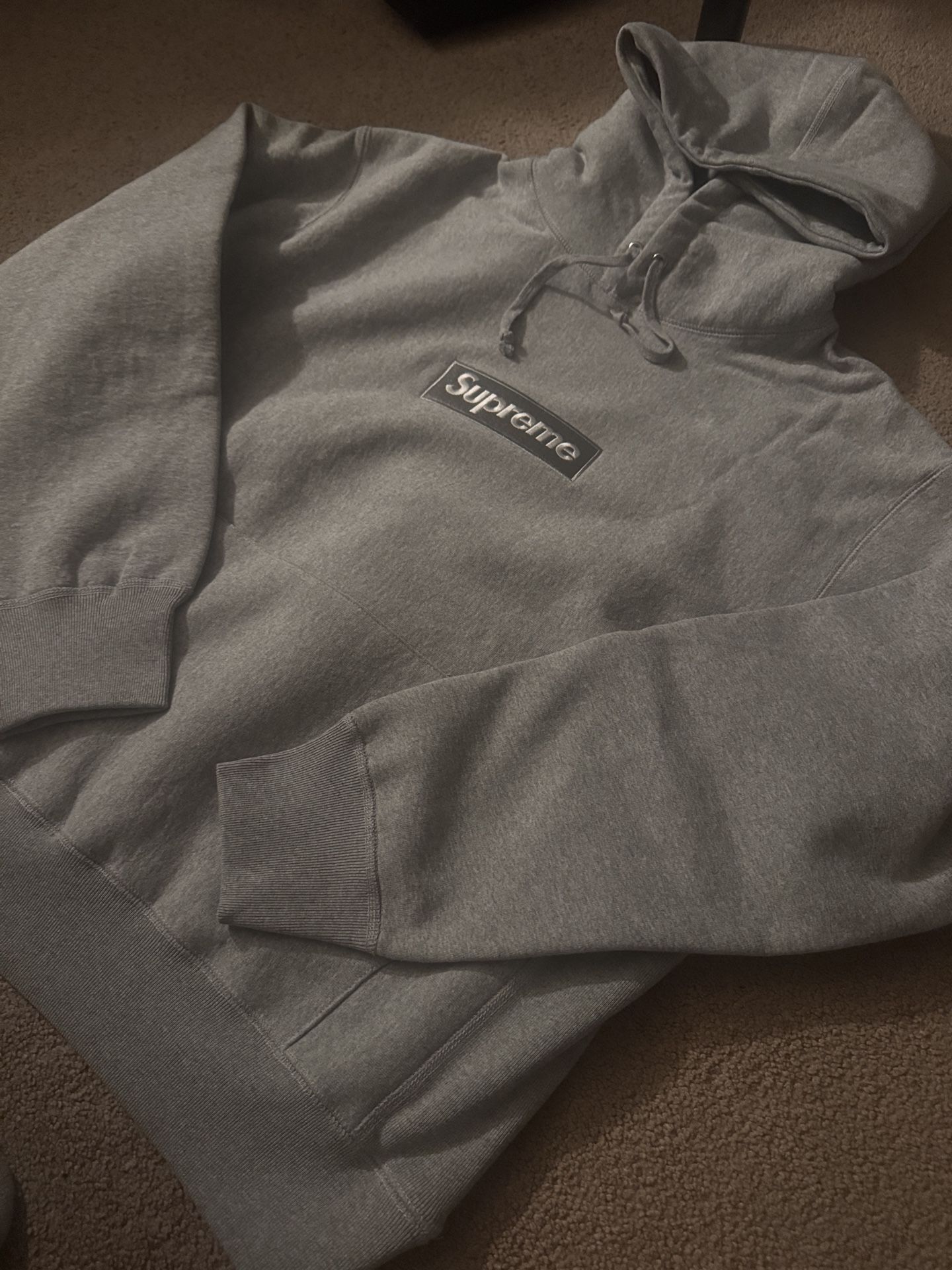 Supreme 2024 Hoodie