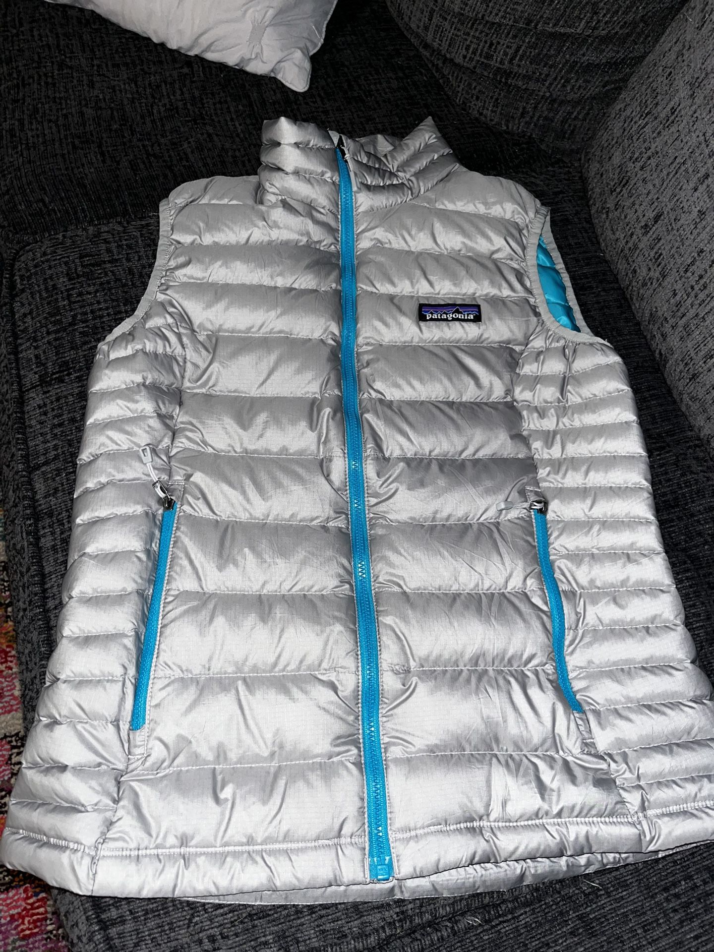 Patagonia Small Woman’s Down Puffer Vest 