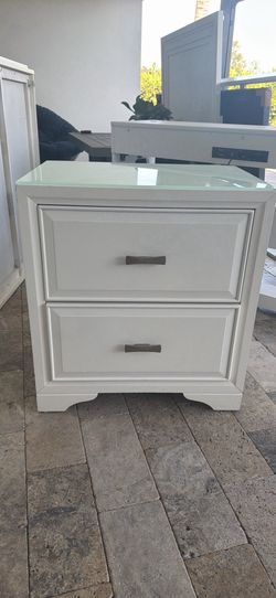 White wood nightstand
