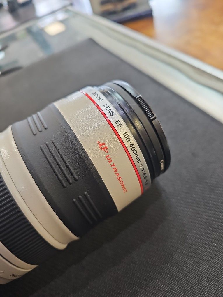 Canon Ultrasonic 100-400mm Lens