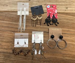 Lot Of 6 Pairs Of Earrings New