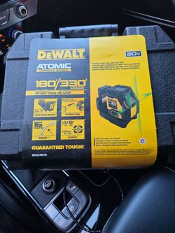 DEWALT Atomic 20V Cross Line Laser DCLE34021B