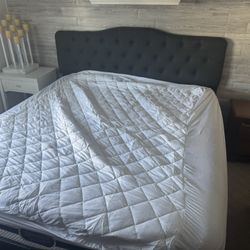 4 piece Bedroom Set 