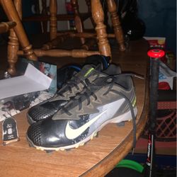 Base Ball Youth Cleats