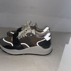 Burberry Shoes
