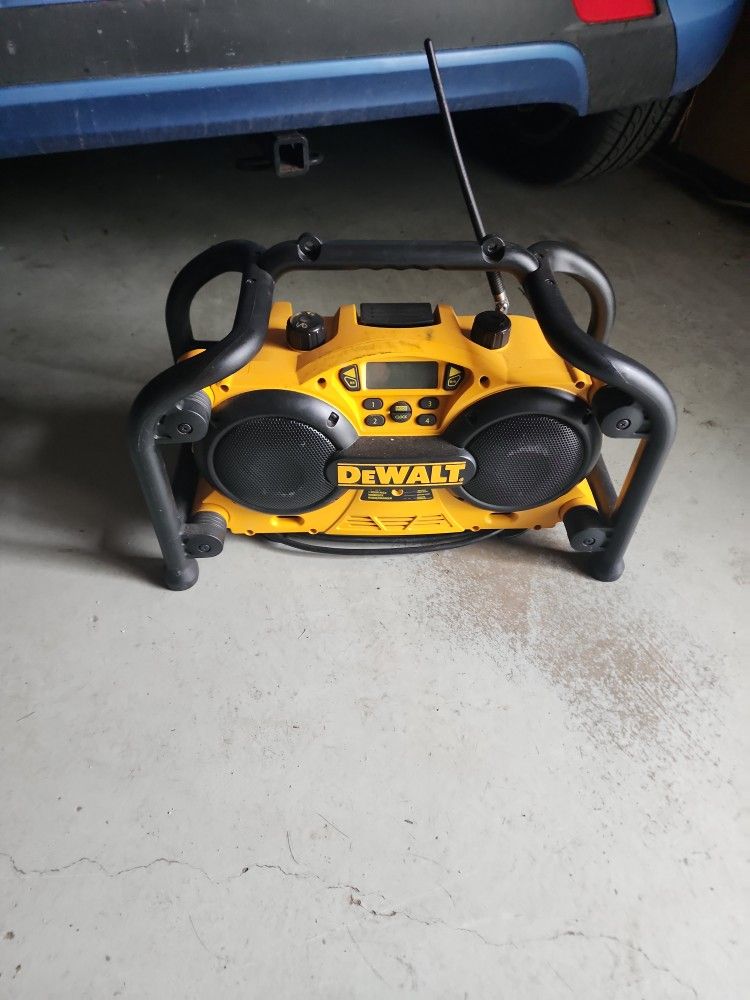 Dewalt Radio