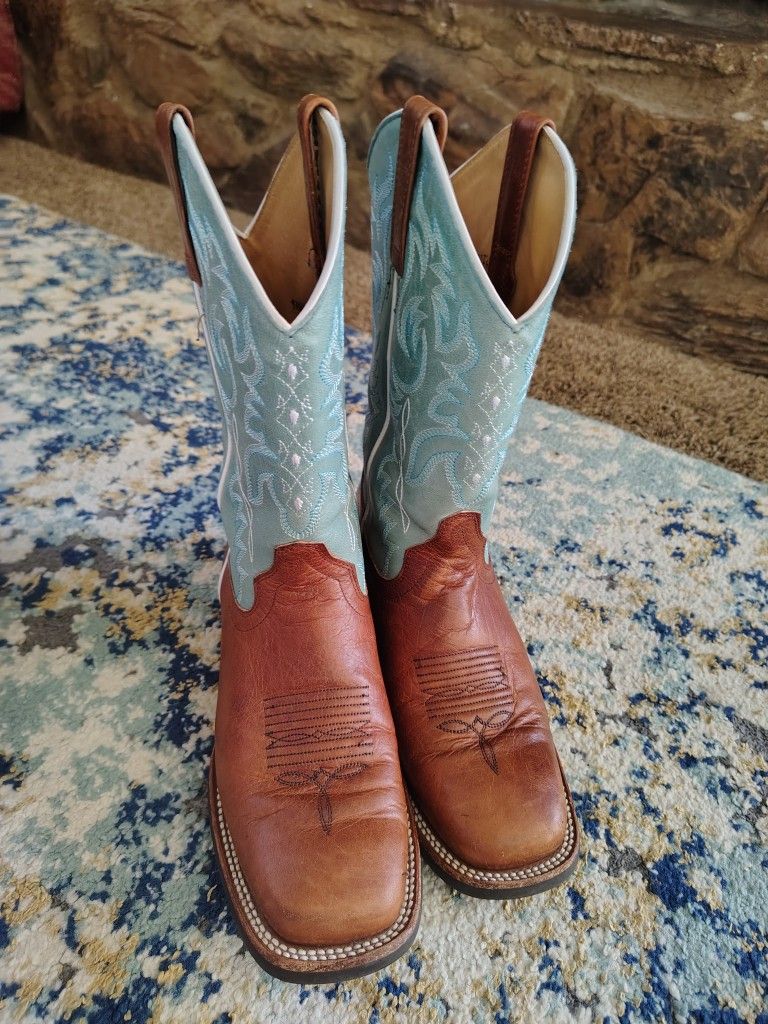 Women's Boots