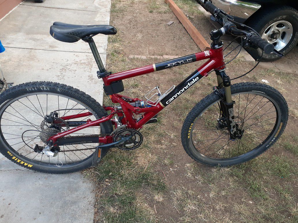 Cannondale jekyll 600