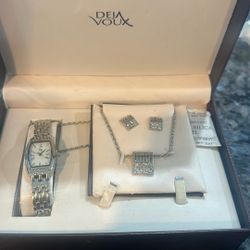 Three Piece Jewelry Set