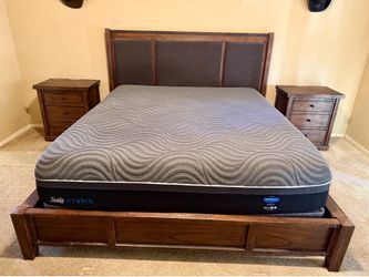 ASHLEY CAL KING BEDROOM SET