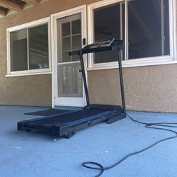 Treadmill 