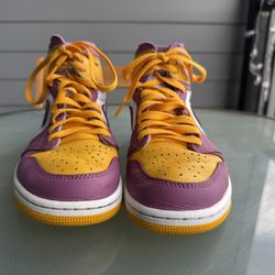 Air Jordan 1 Retro High OG 'Brotherhood'- Size 9