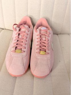Nike Pink cortez 9.5 women