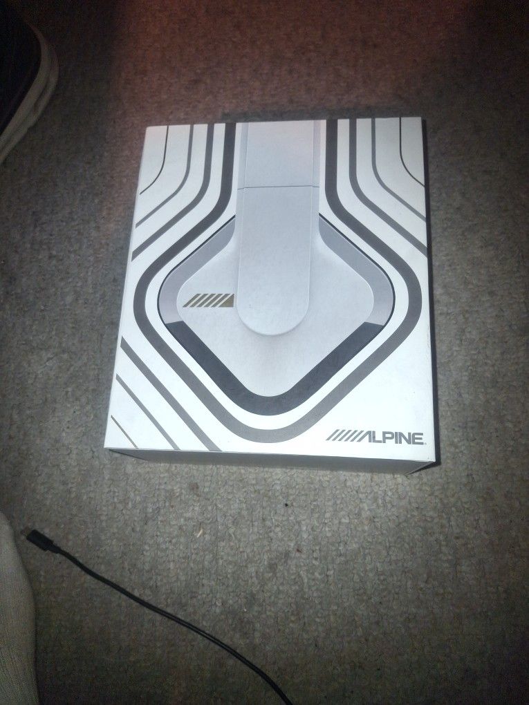 Alpine Headphone 