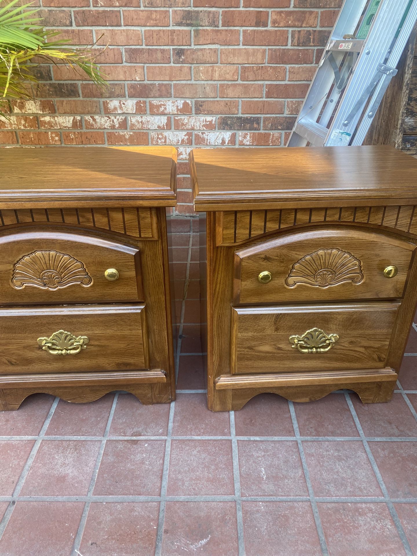 Broyhill Night stands