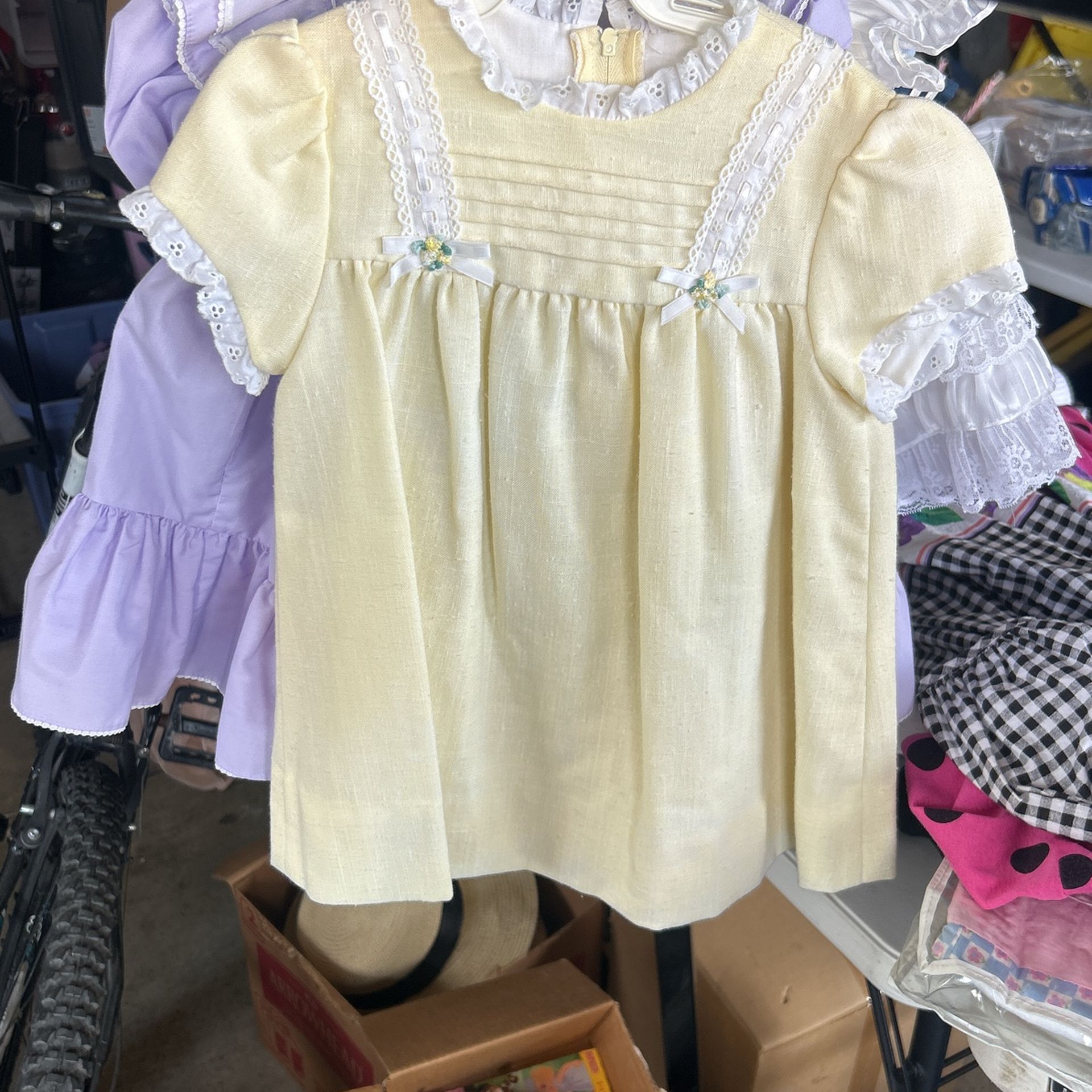 Vintage Yellow Girl’s Dress
