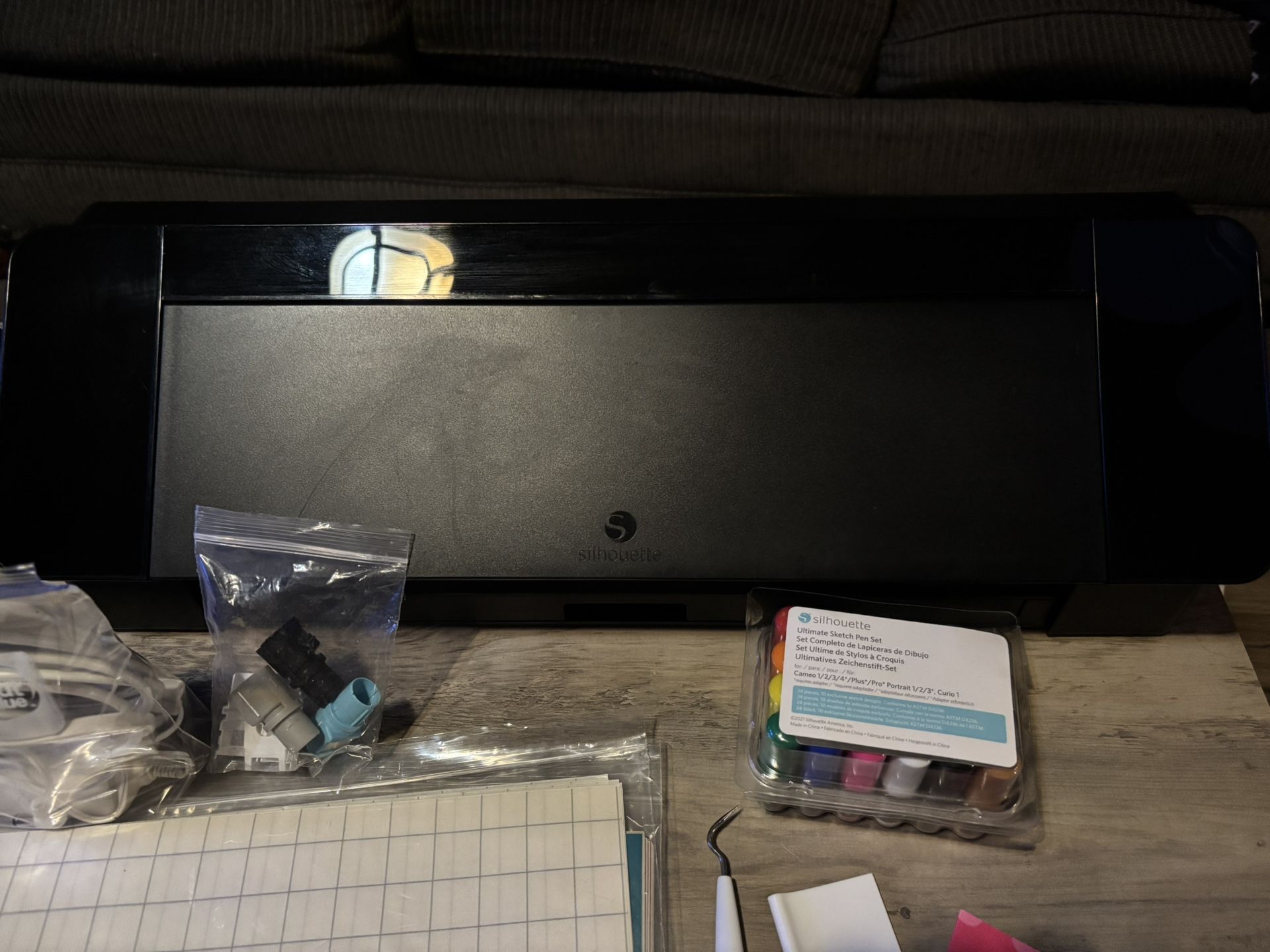 Silhouette Cameo 4