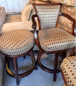 Bar/kitchen counter chairs
