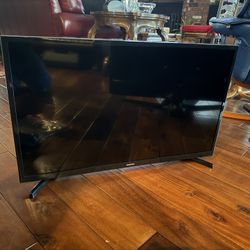 TV - 32” Samsung - Series 4 or 5;