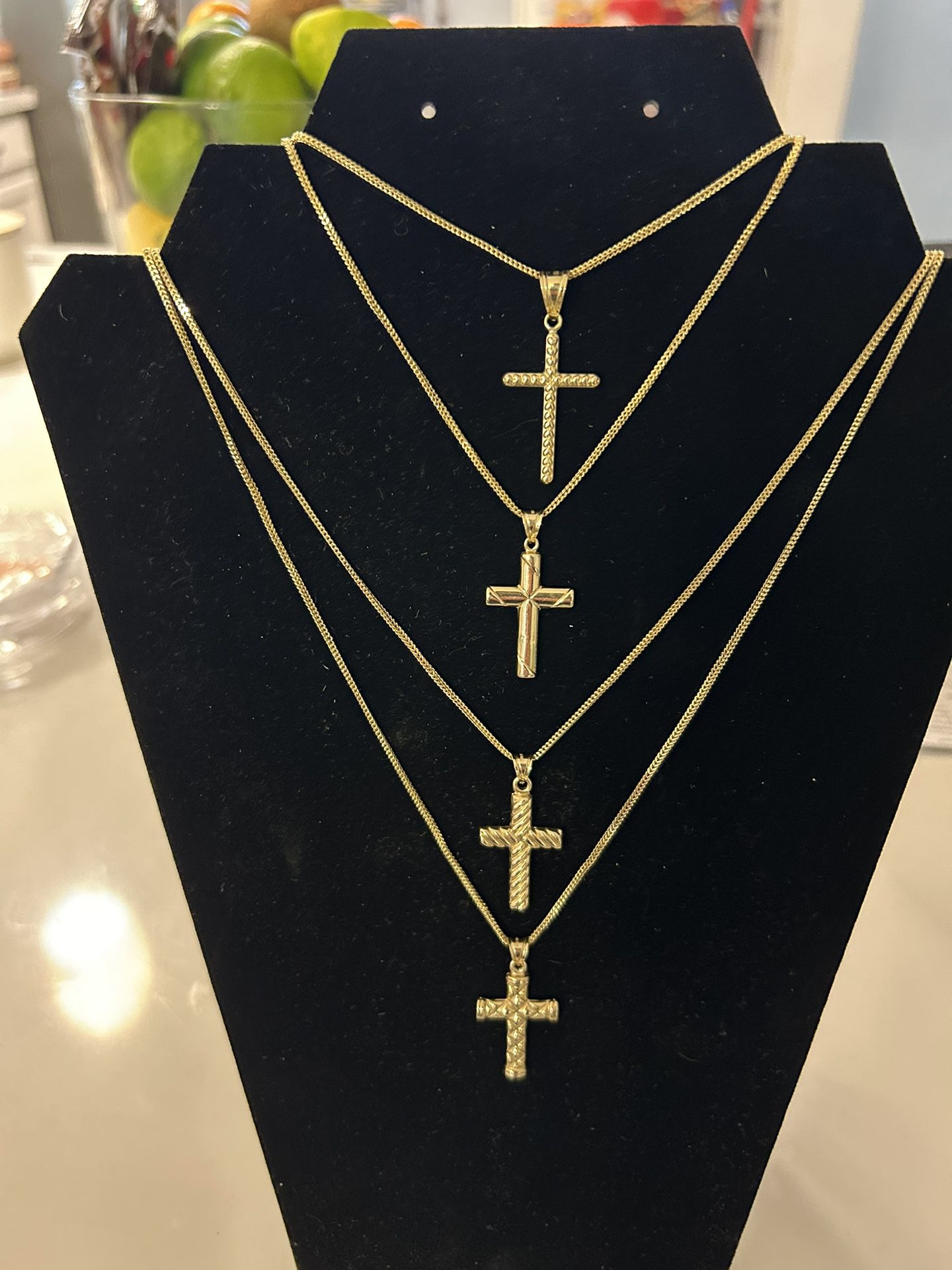 10 K Gold Chain With Cross 