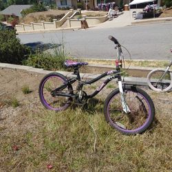 Bike Age Range About 7-10