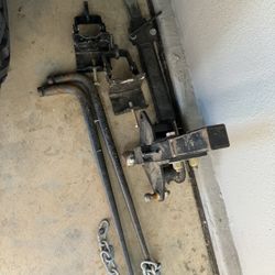 TRAILER WEIGHT DISTRIBUTION HITCH