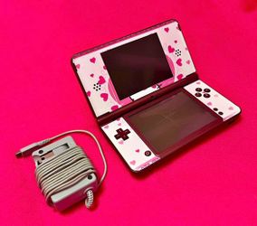 Hello kitty Nintendo DSi xl