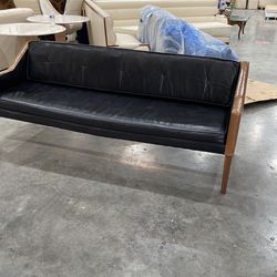 Leather Couch , Slim Lines From Cosmo
