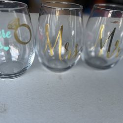 Wedding/engagment Wine Glasses